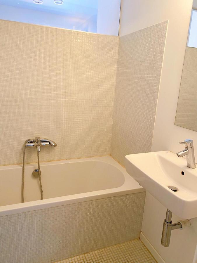 Nice Le Port - Grand Studio Appartement Buitenkant foto